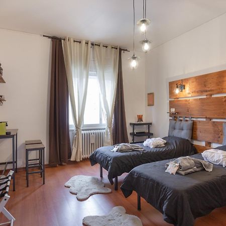 Lodge&Art Hostel Триест Екстериор снимка