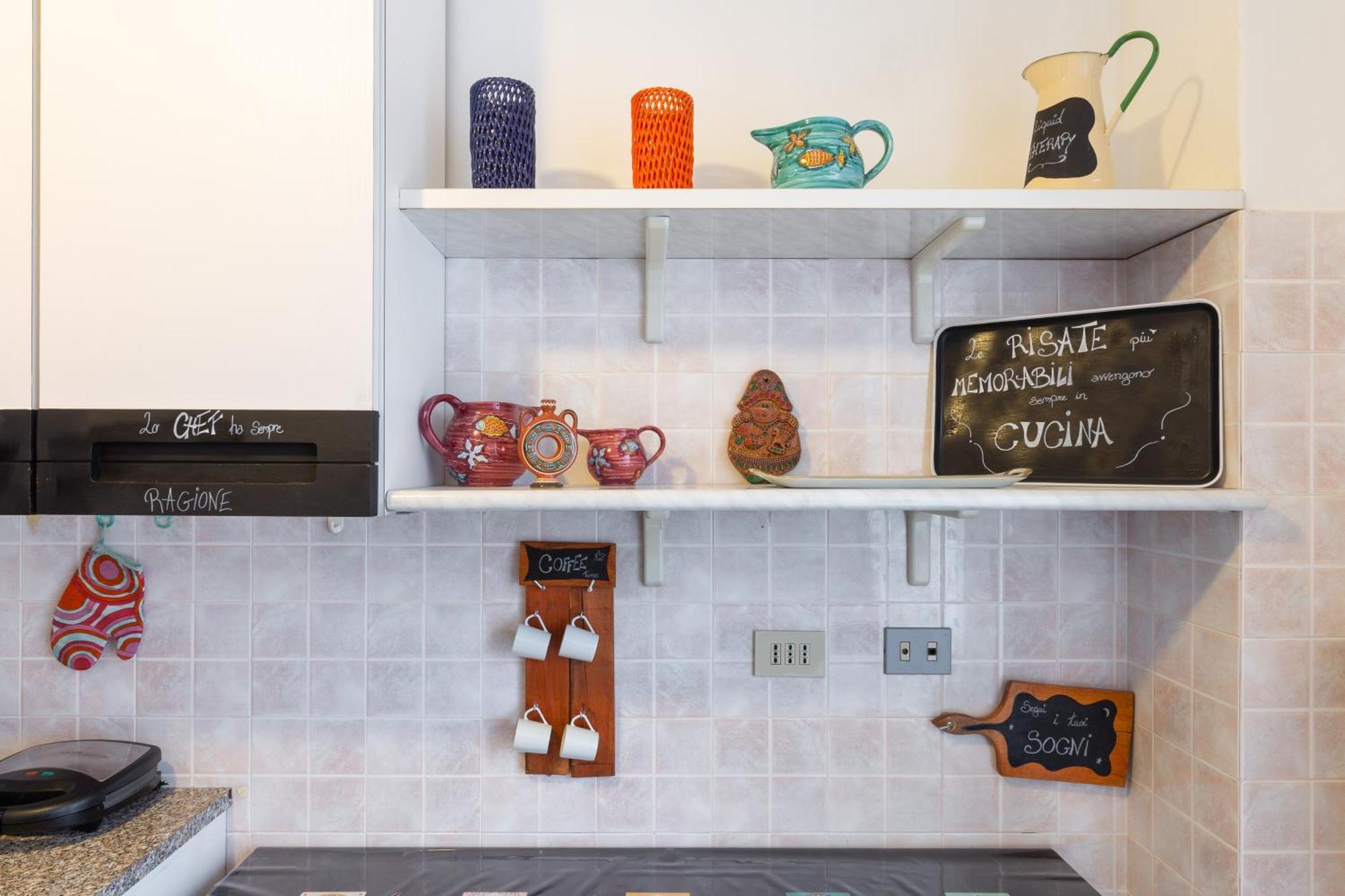 Lodge&Art Hostel Триест Екстериор снимка